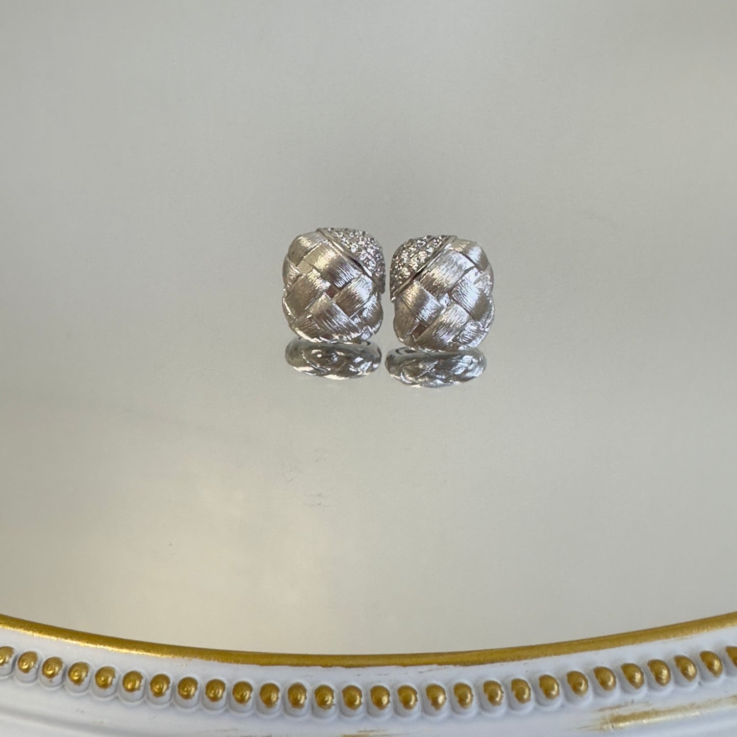 Silk Knot Silver Earring