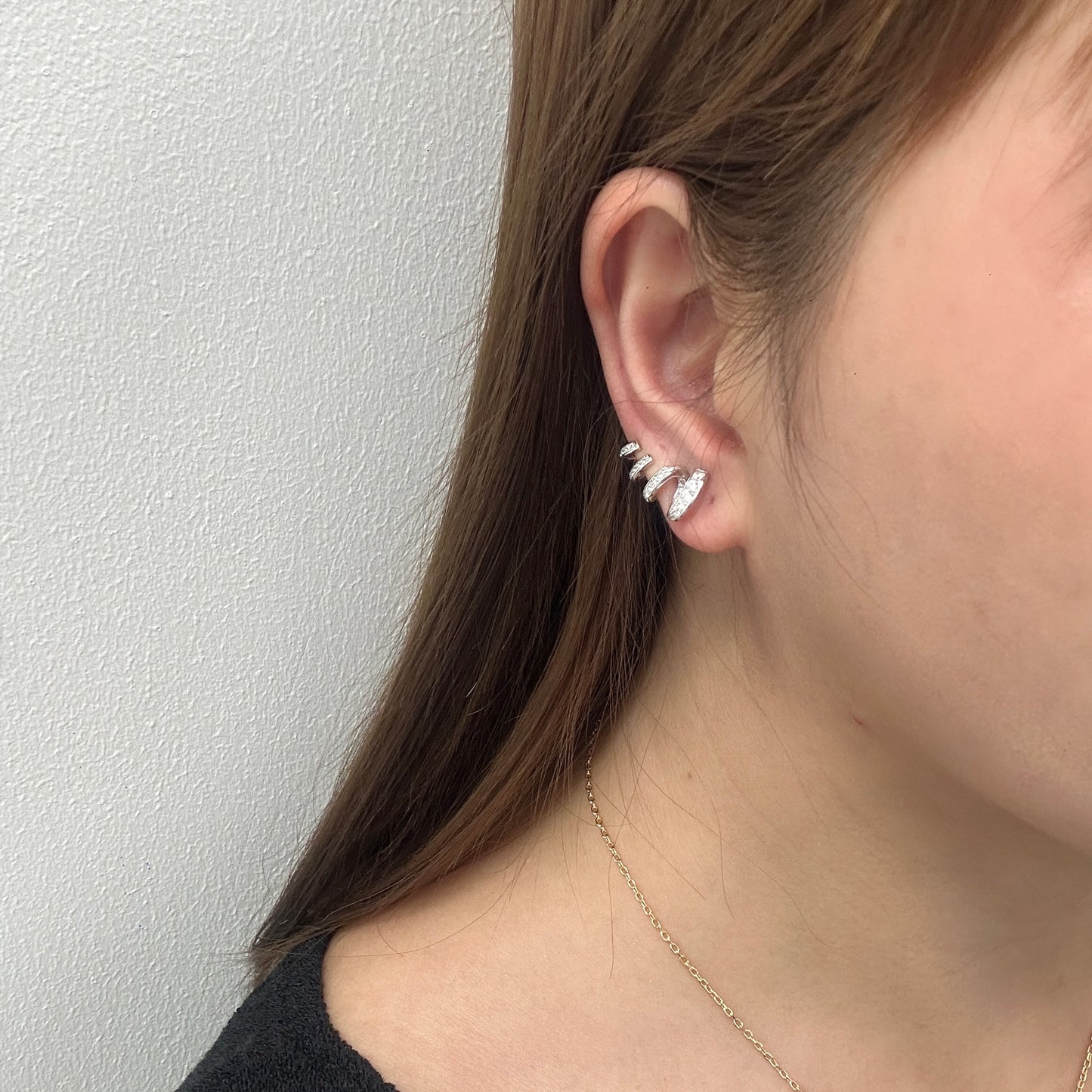 Curve Stylish Earring