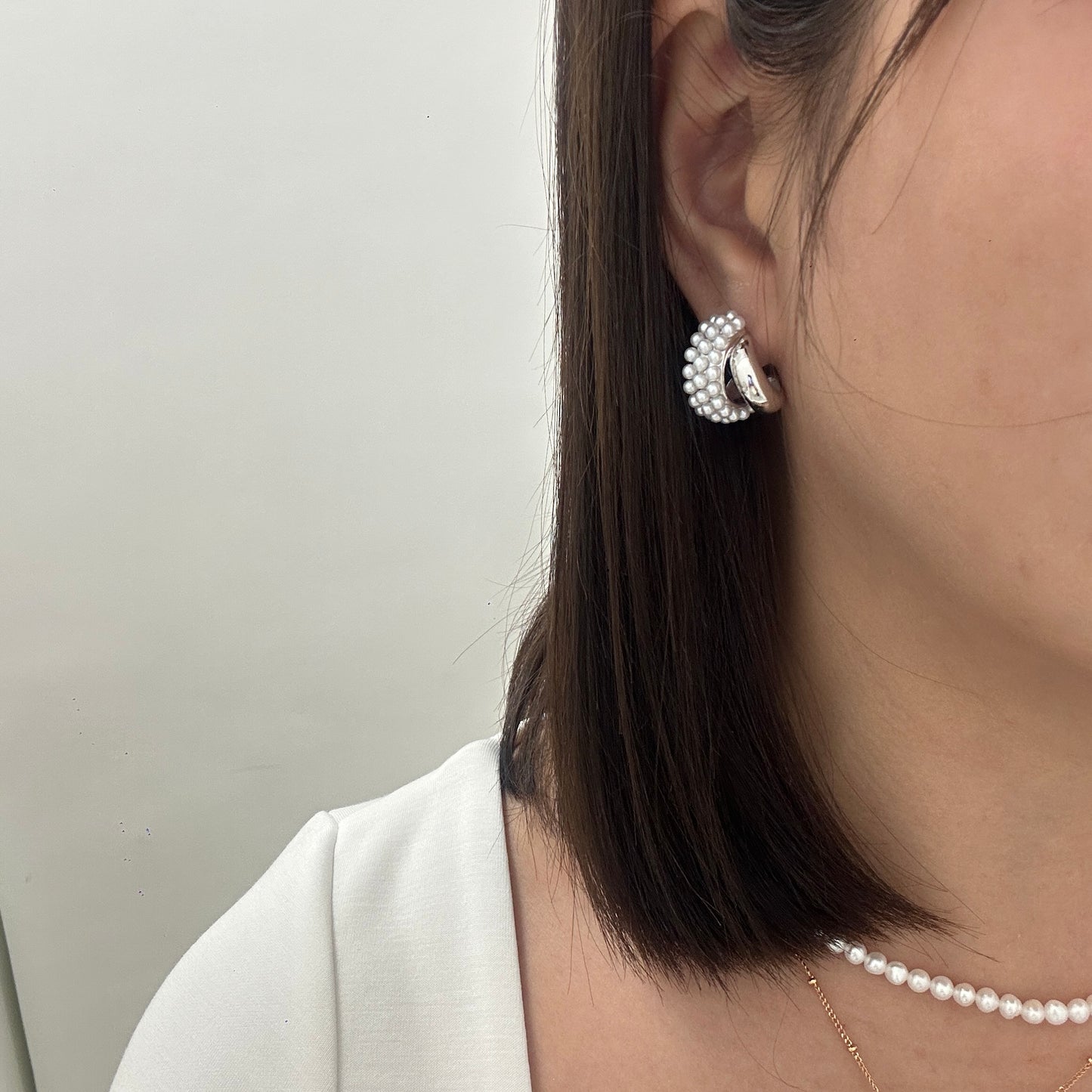 Holiday Pearl Earring