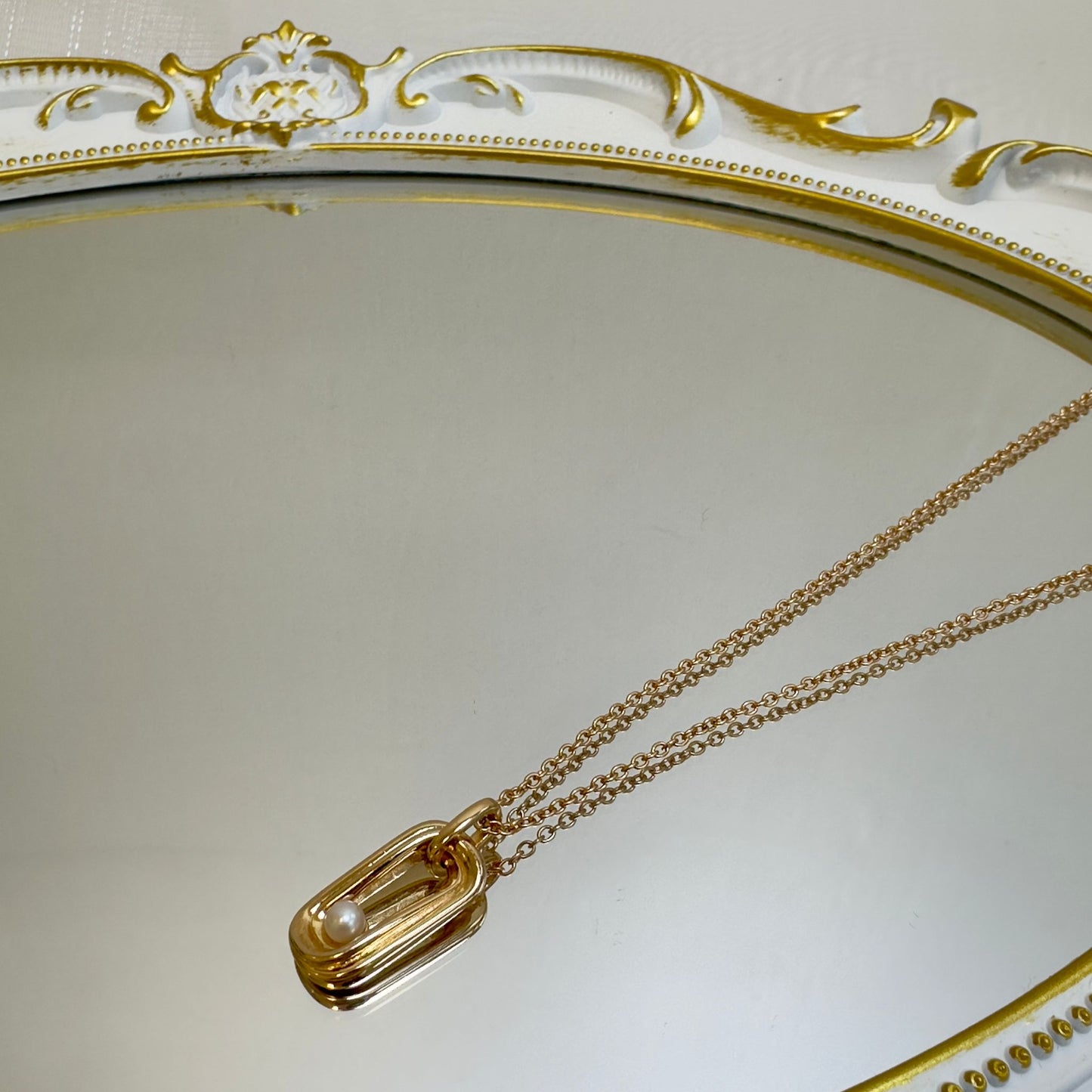 Floating Pearl Necklace