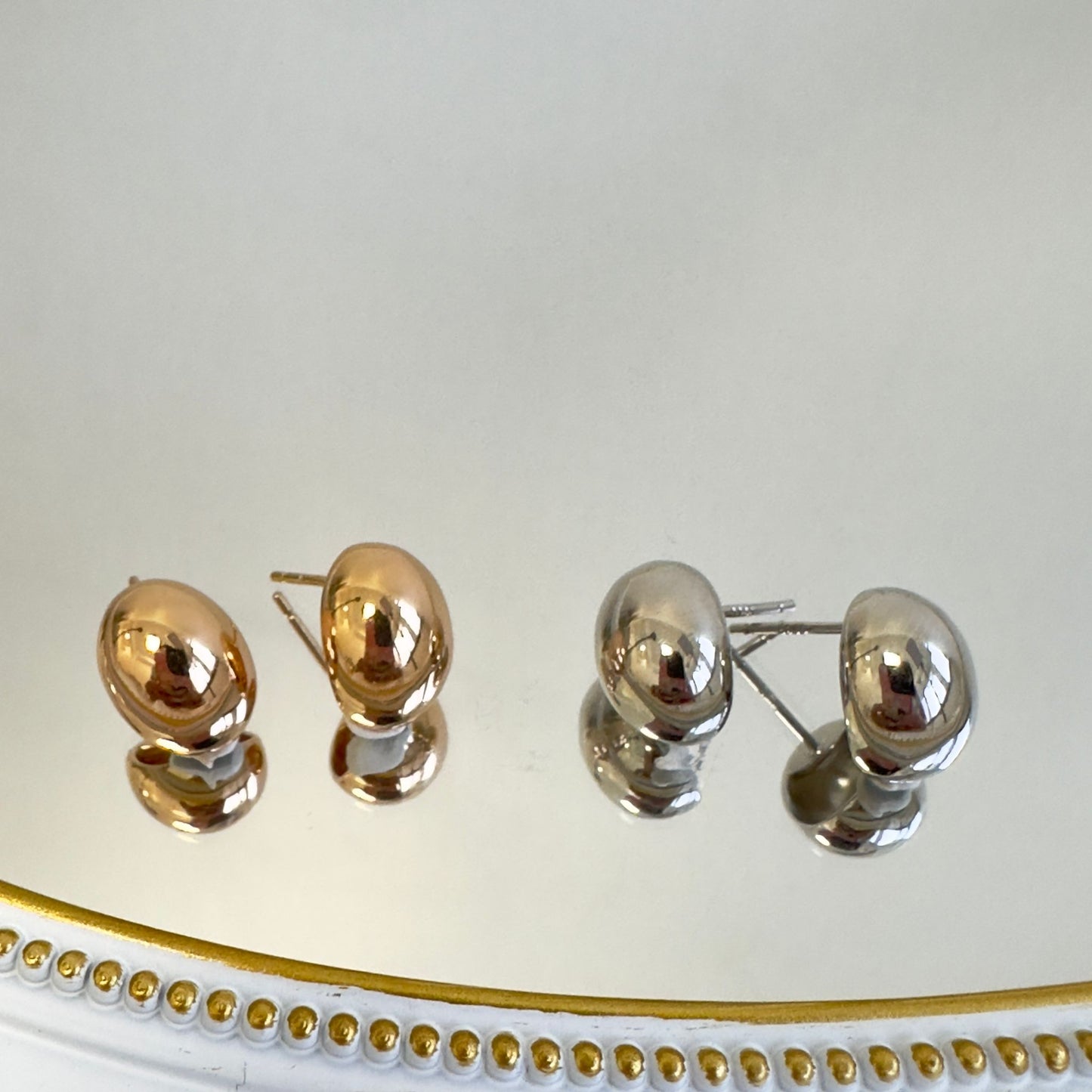 Satin Pebbles Earring