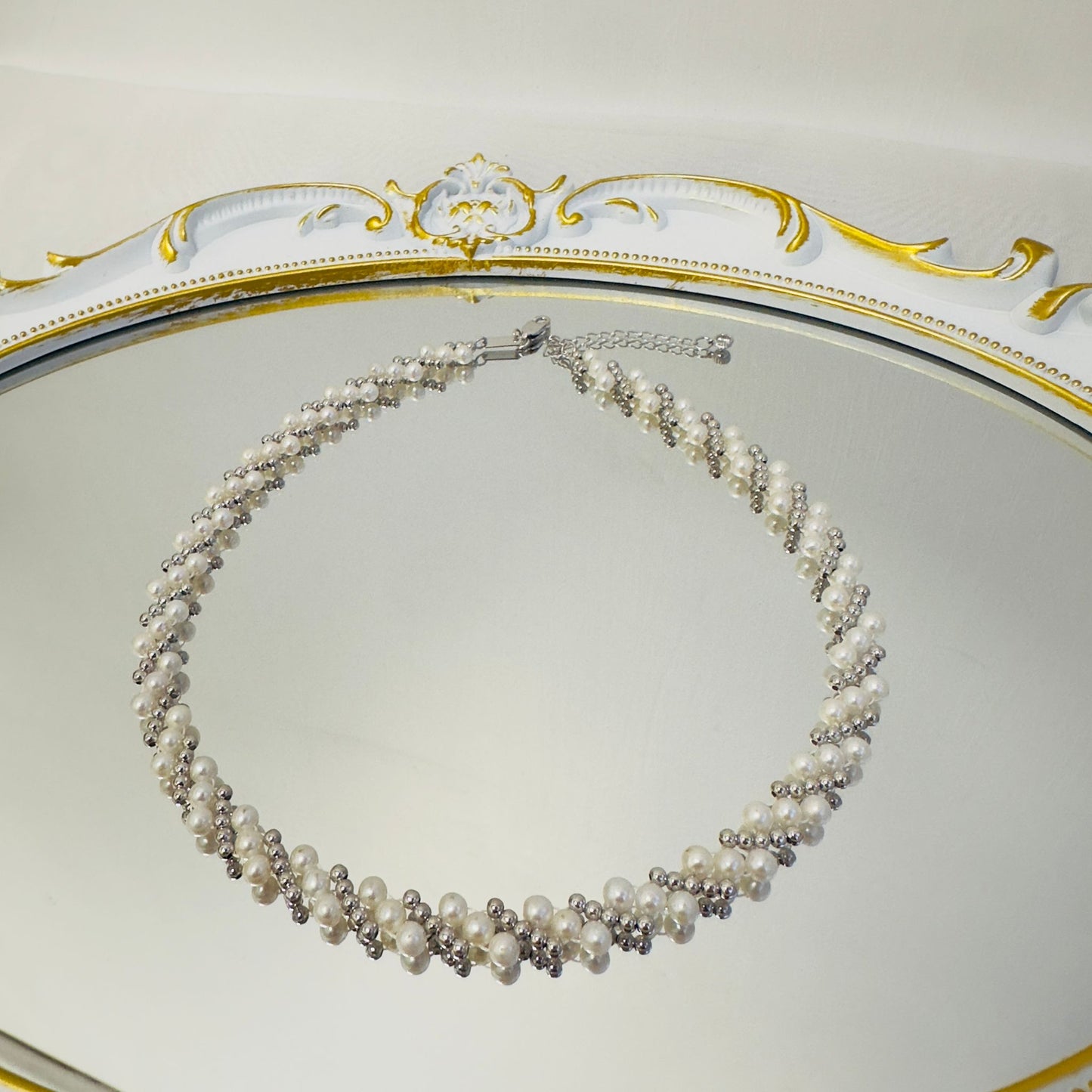 Moonlace Choker