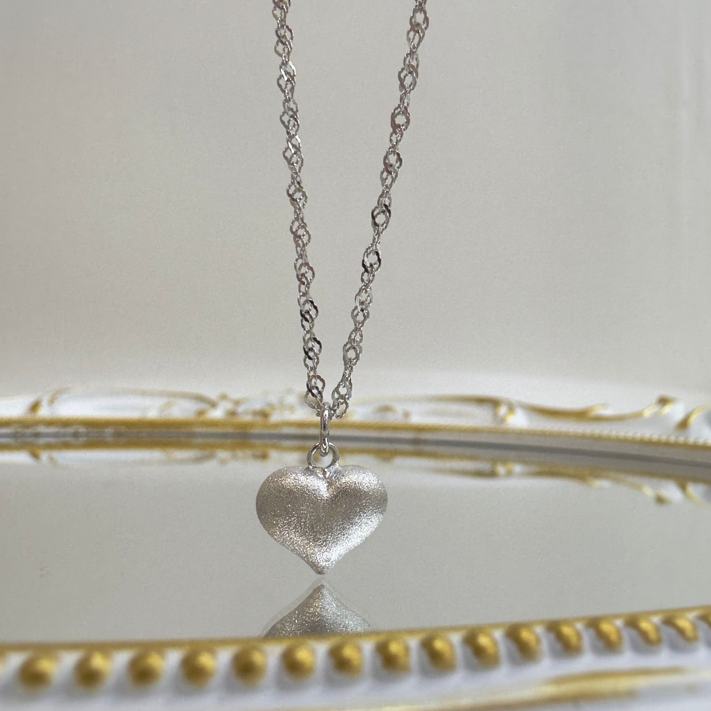 Frosted Love Puff Necklace