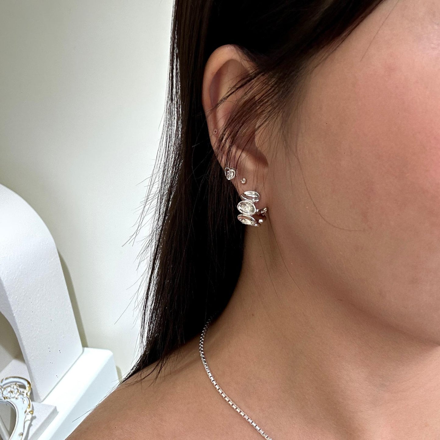 Sculpted Oval Hoop Earring