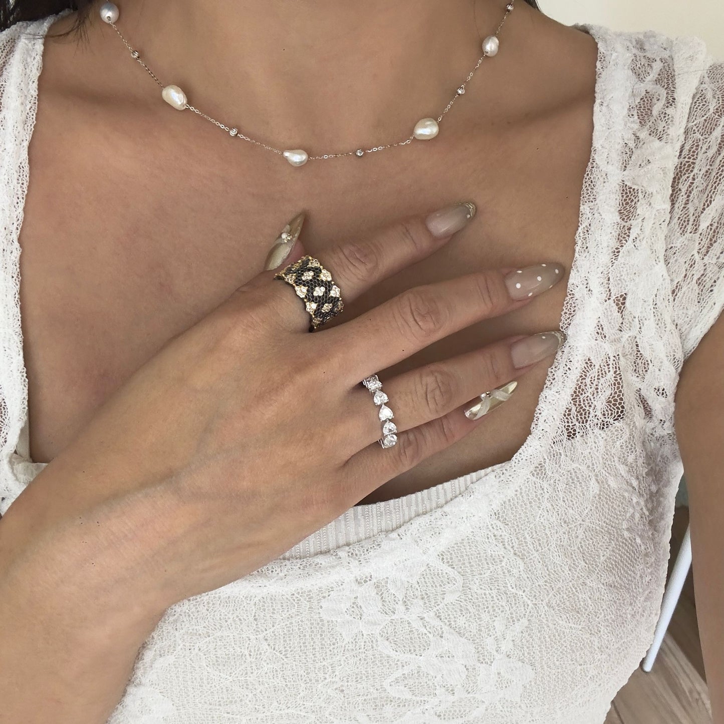 Vintage Bloom Pavé Ring