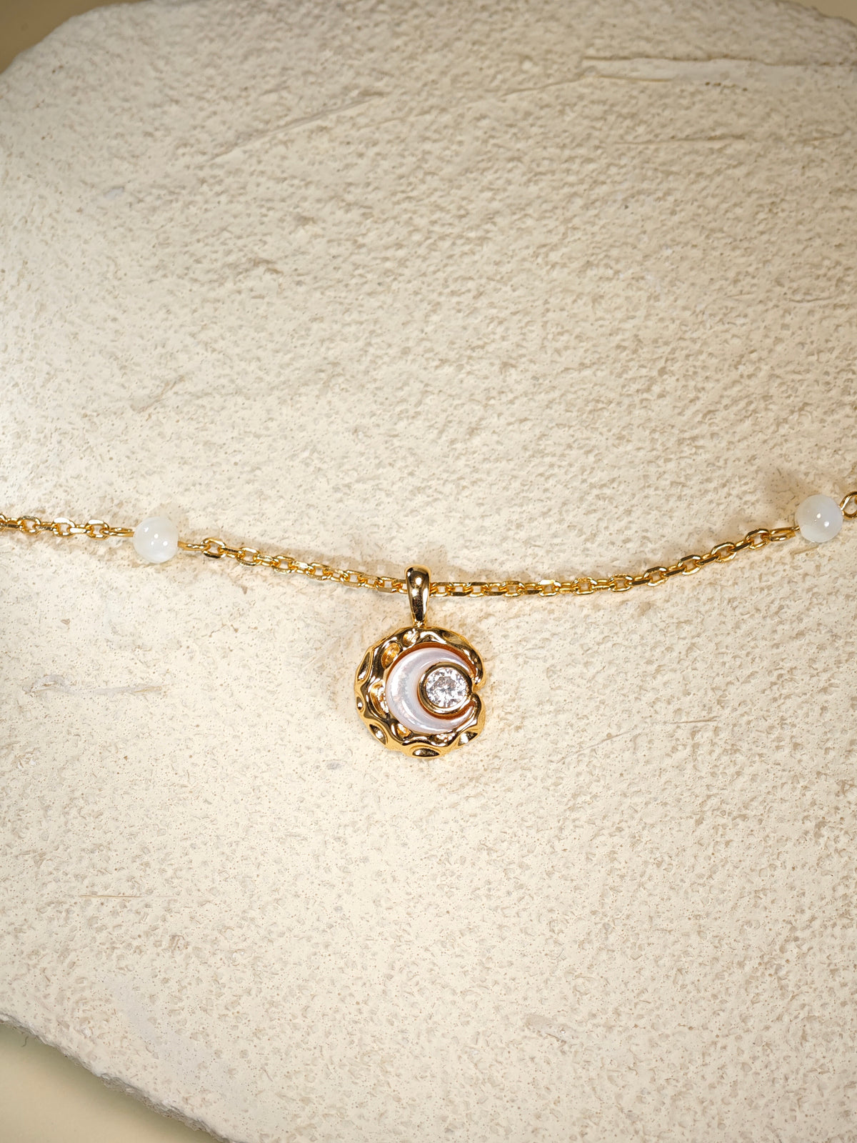 Luna Glow Mother-of-Pearl Necklace