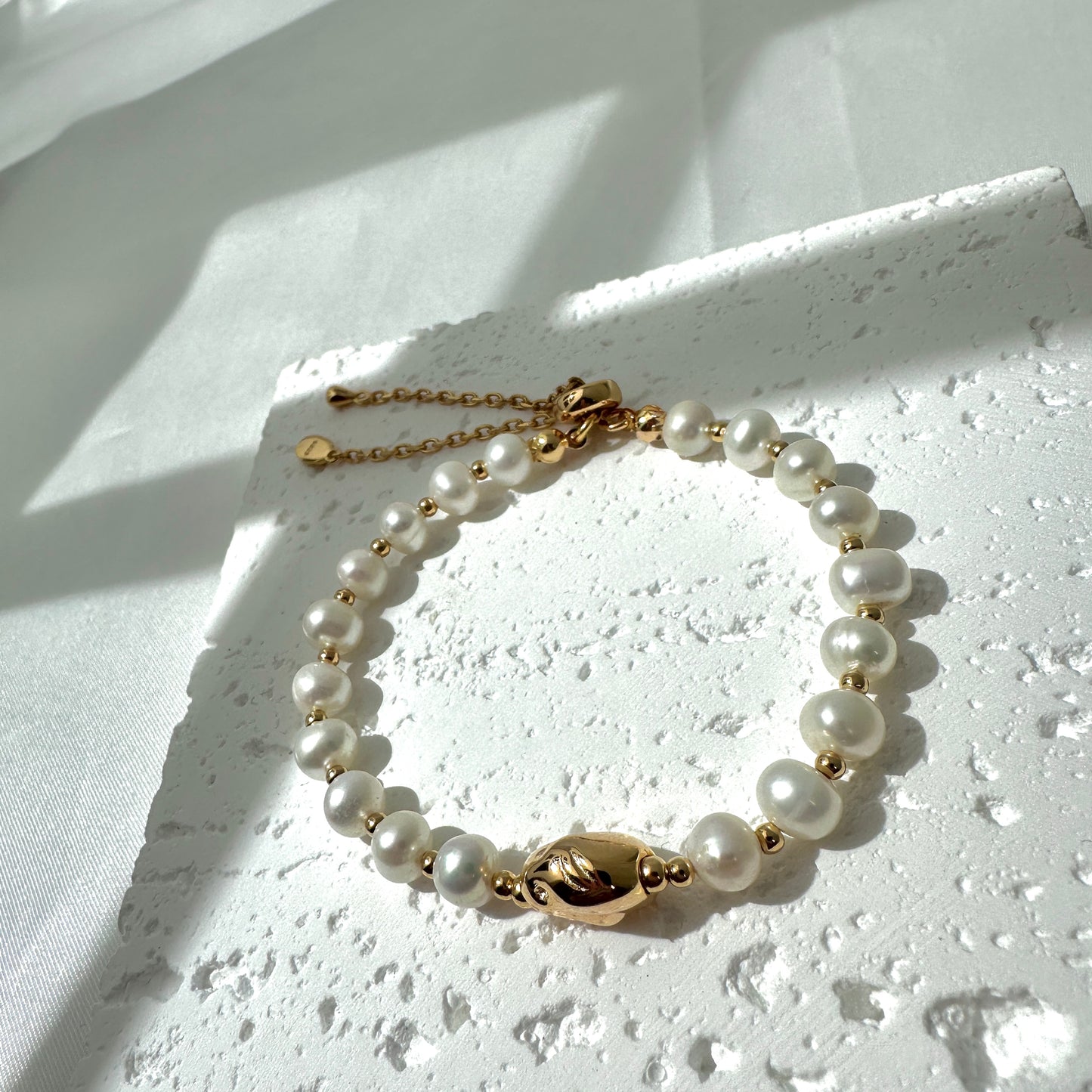 Adjustable Pearl Bracelet