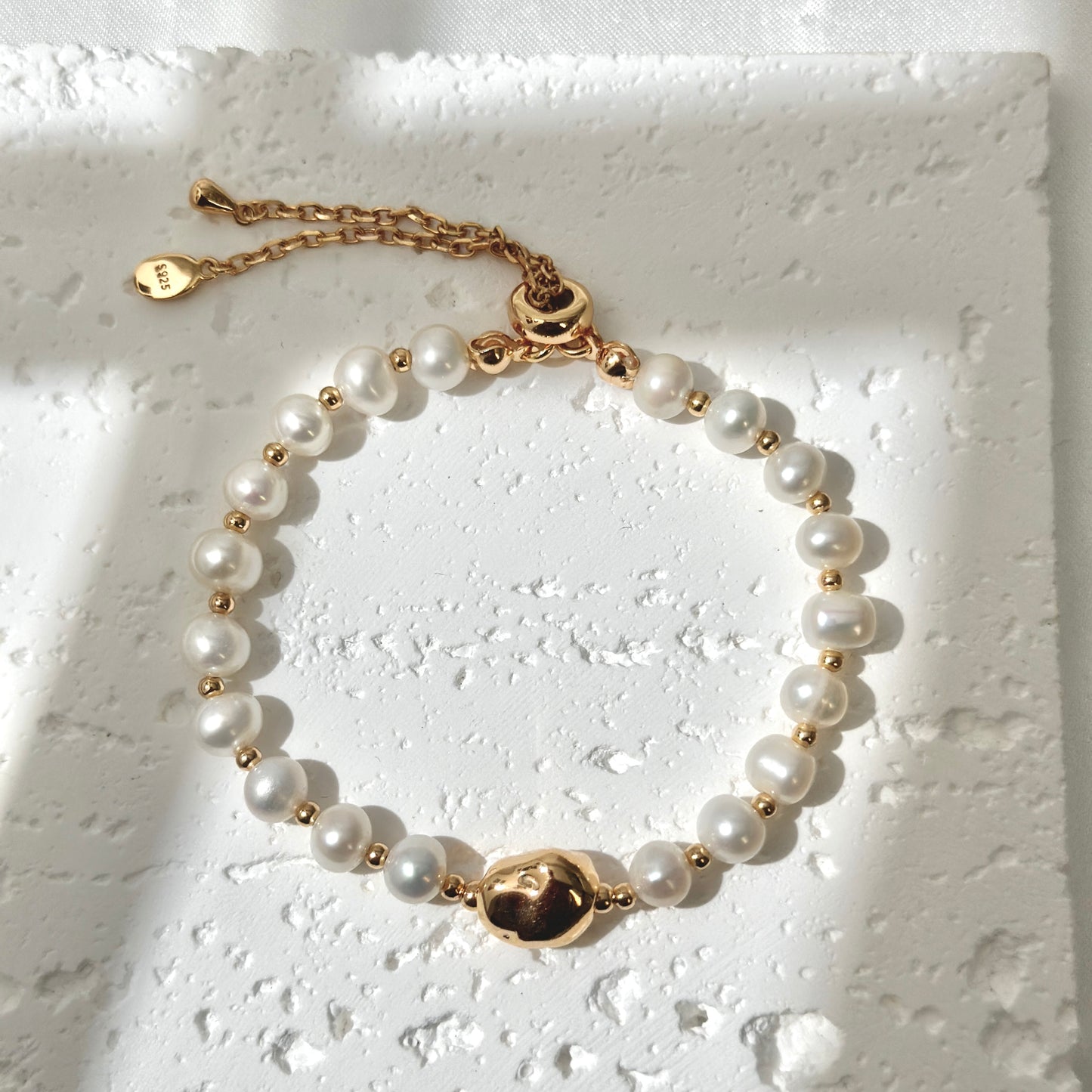 Adjustable Pearl Bracelet