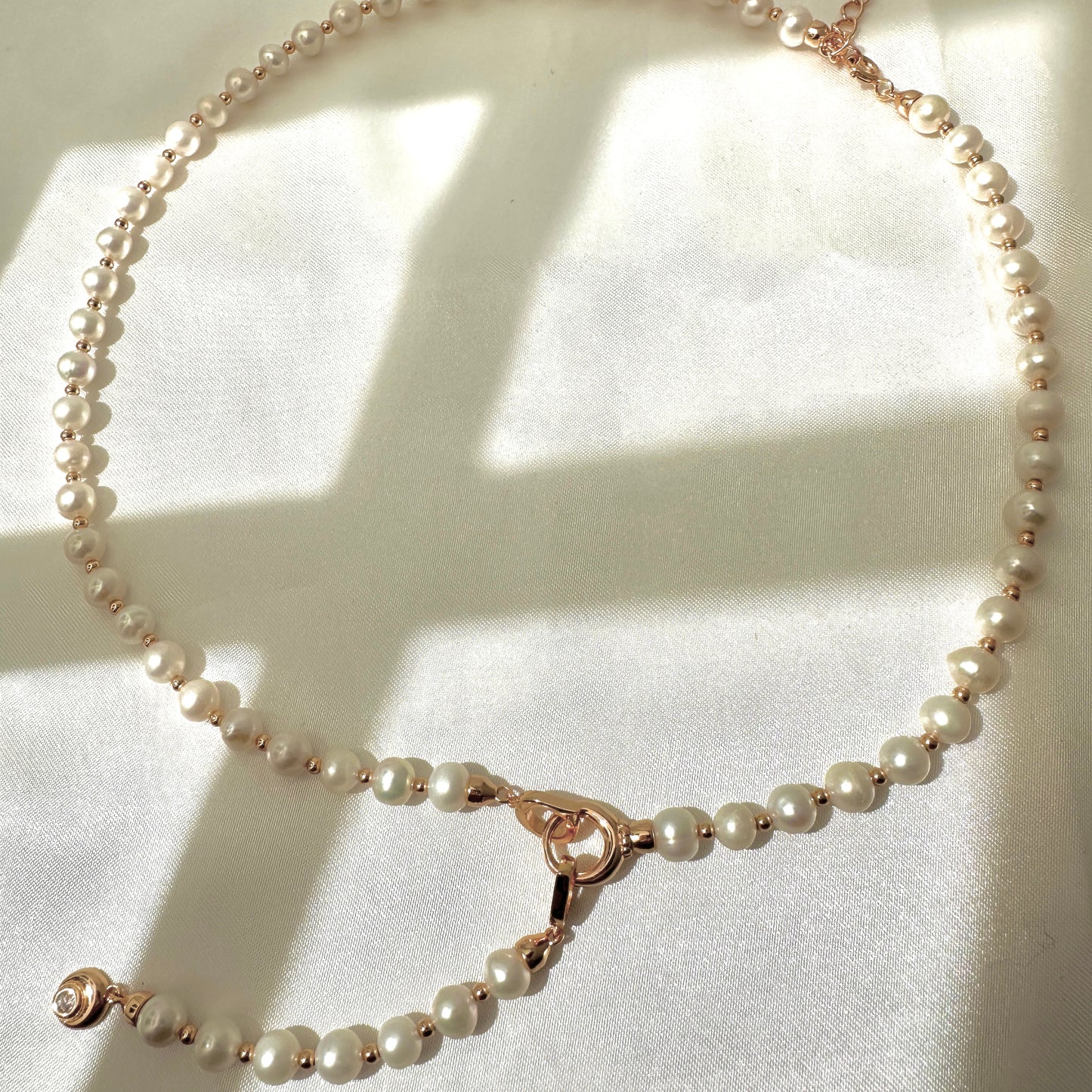 Sweater Pearl Necklace