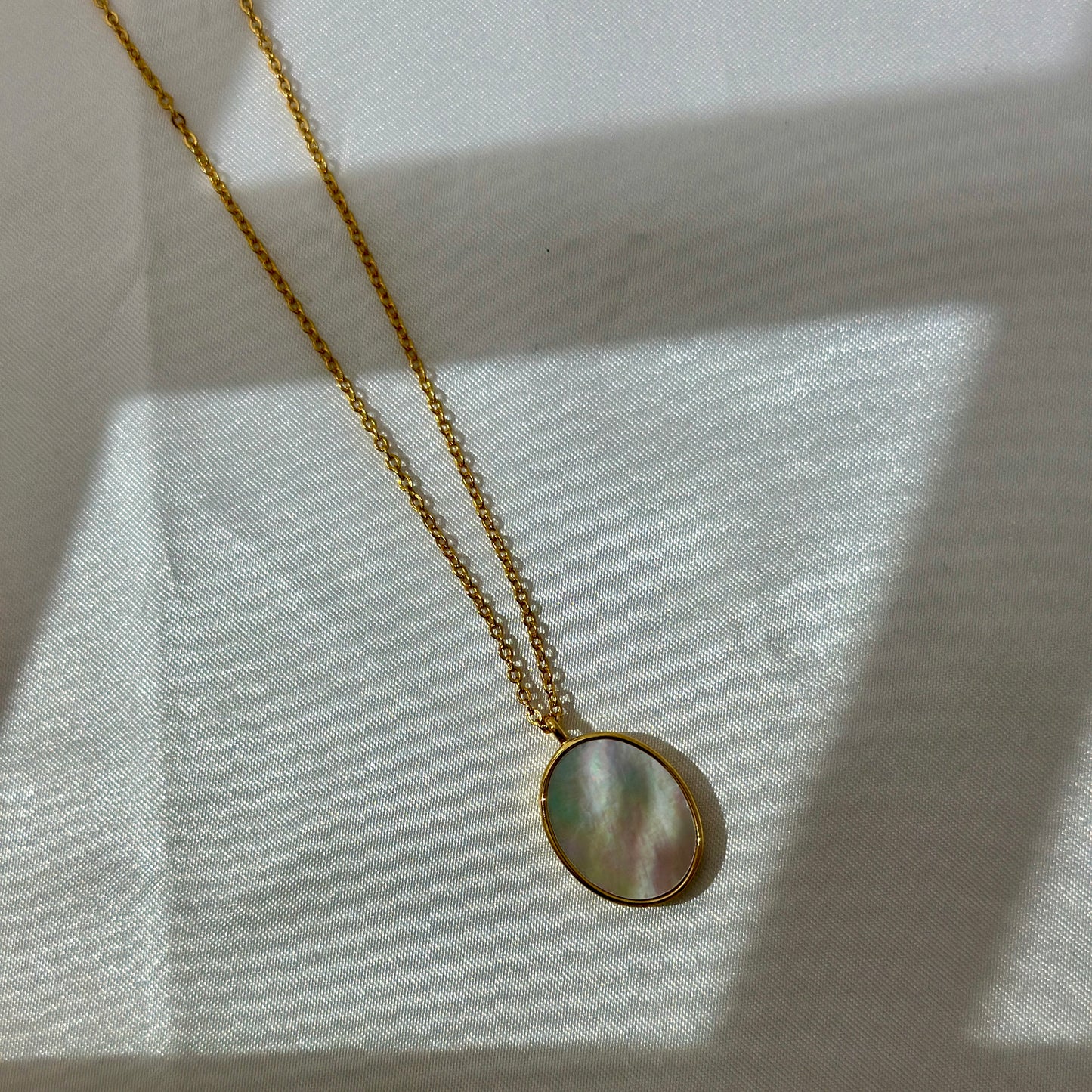 Mother of Pearl Long Silver Necklace