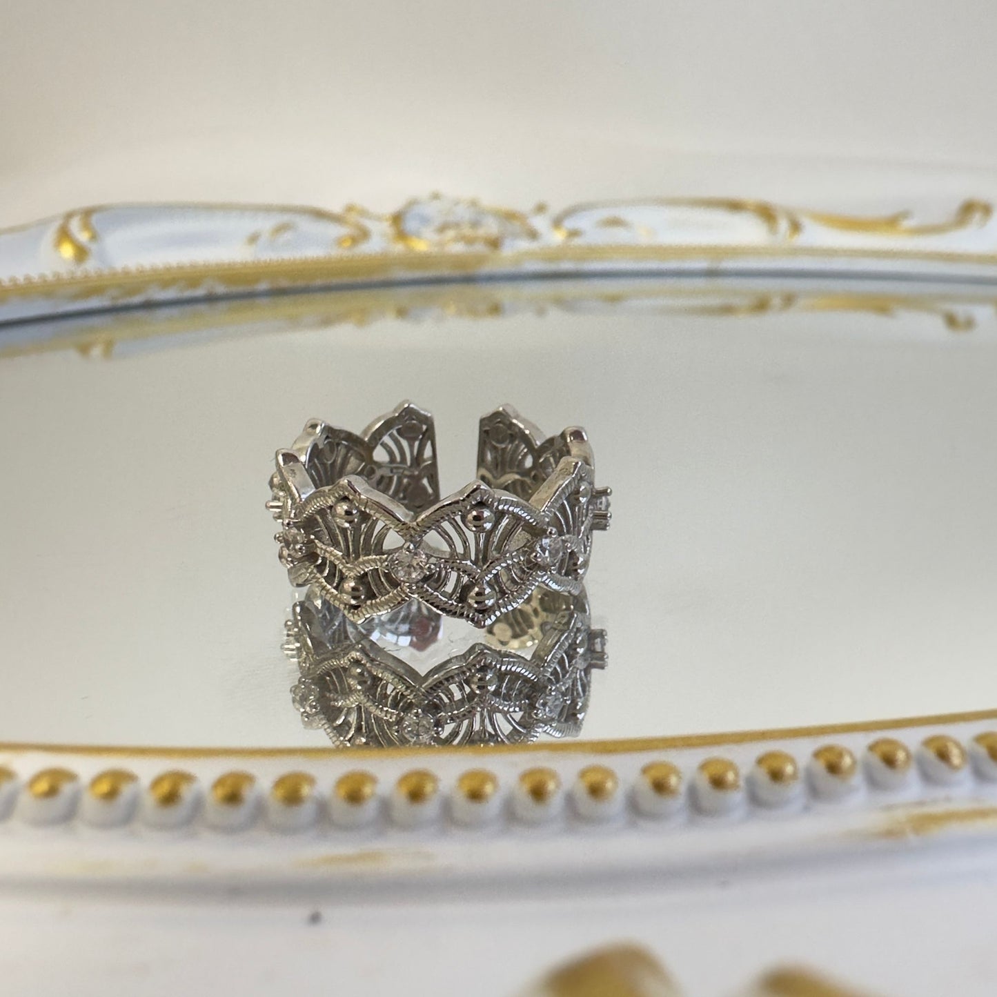 Lace Crown Band Ring