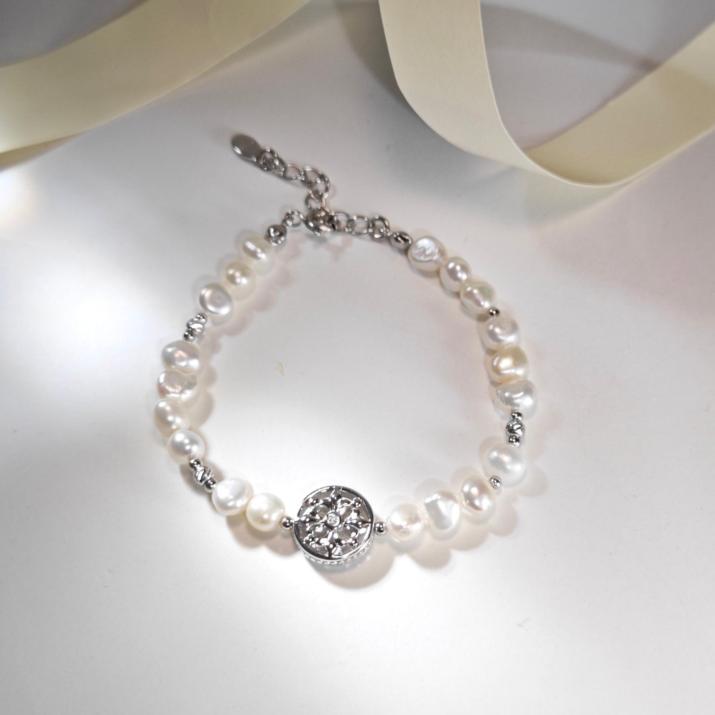 Vintage Floral Freshwater Pearl Bracelet