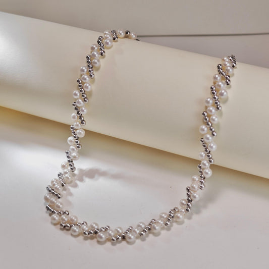 Moonlace Choker
