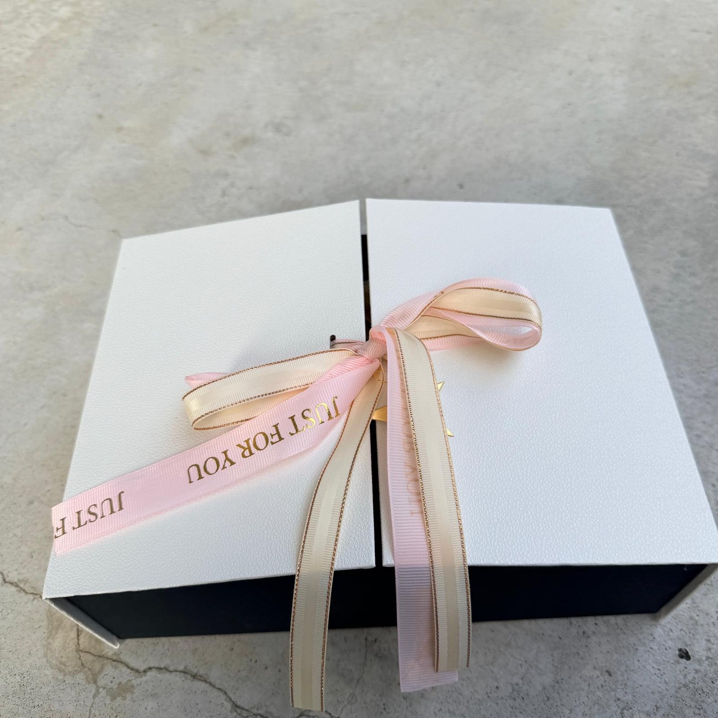 Set A – Mother of Pearl Elegance Set