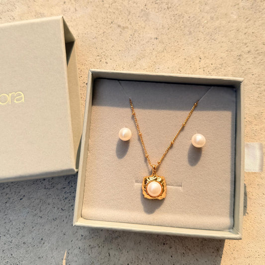 Set B – Timeless Pearl Elegance Set