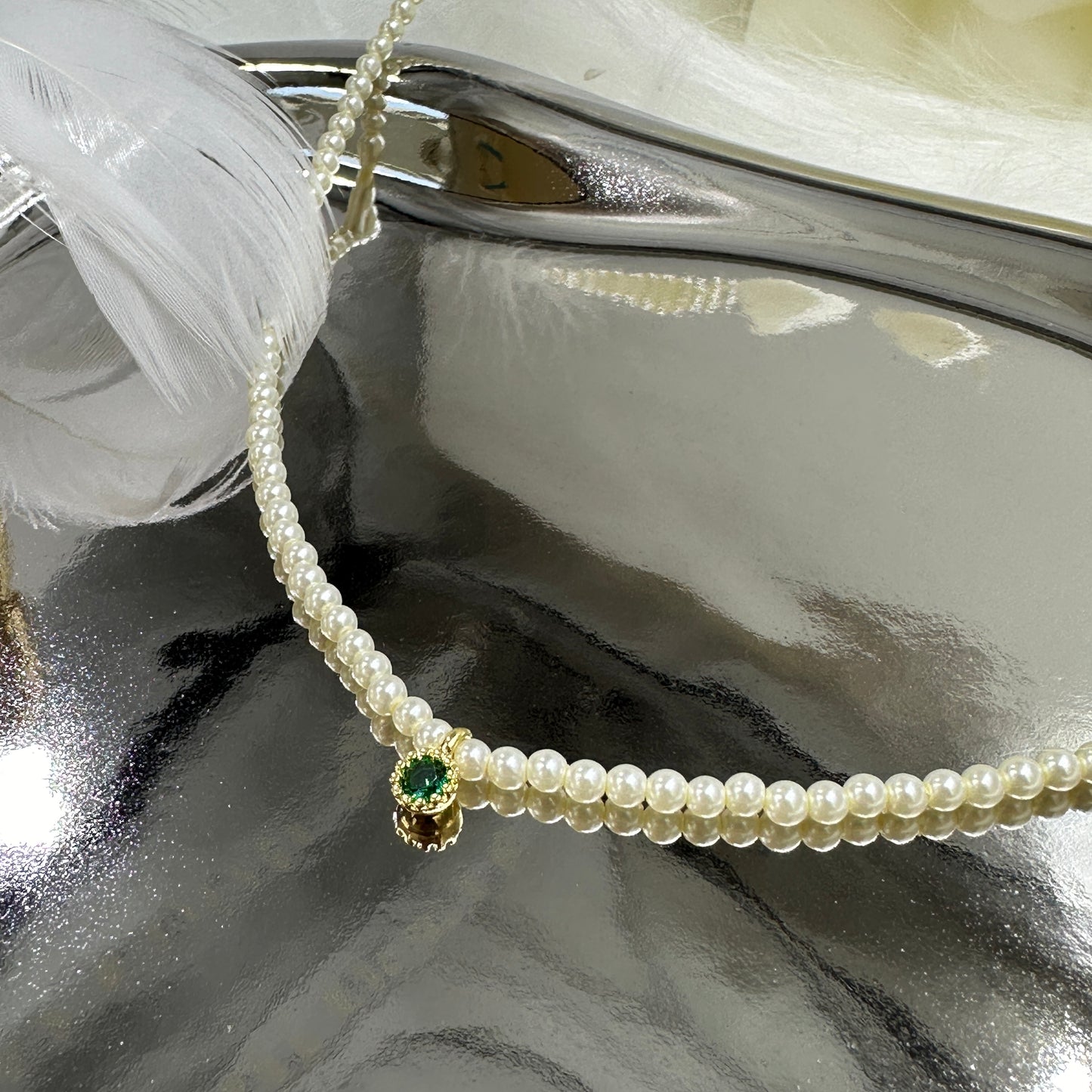 Pearl with Emerald Necklace