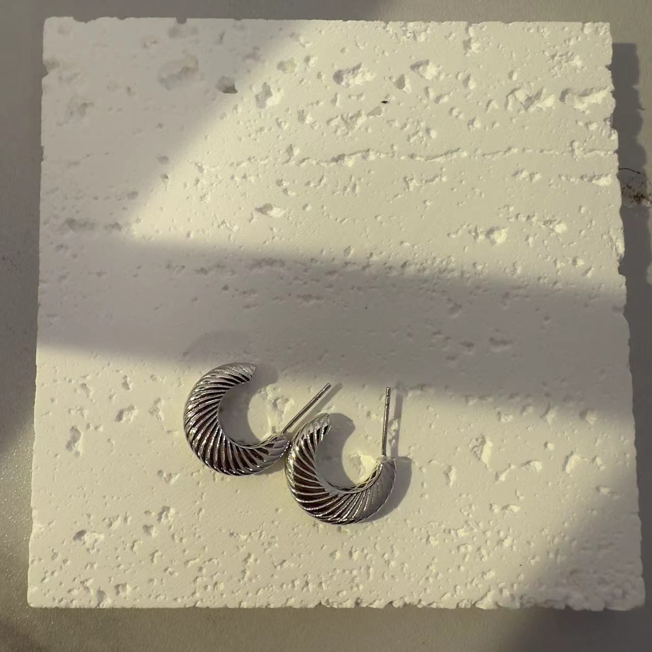 Bella Silver Earring